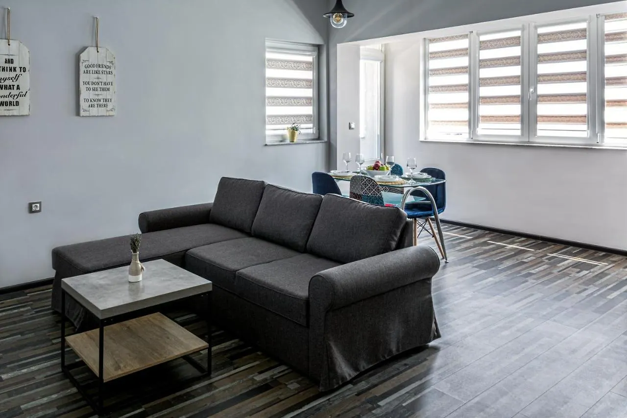 Apartment Gladstone Suites Plovdiv Bulgaria