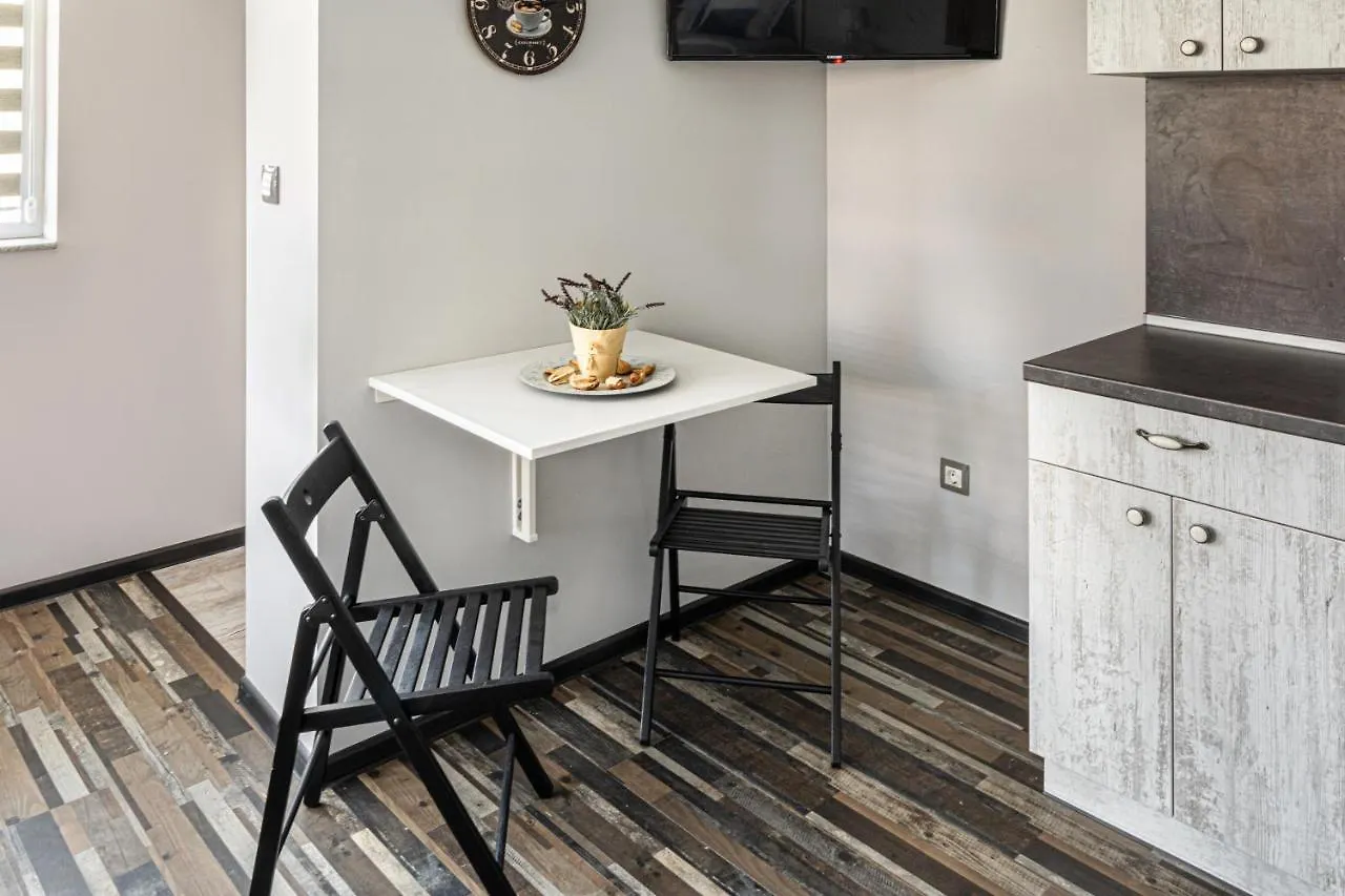 Apartment Gladstone Suites Plovdiv Bulgaria